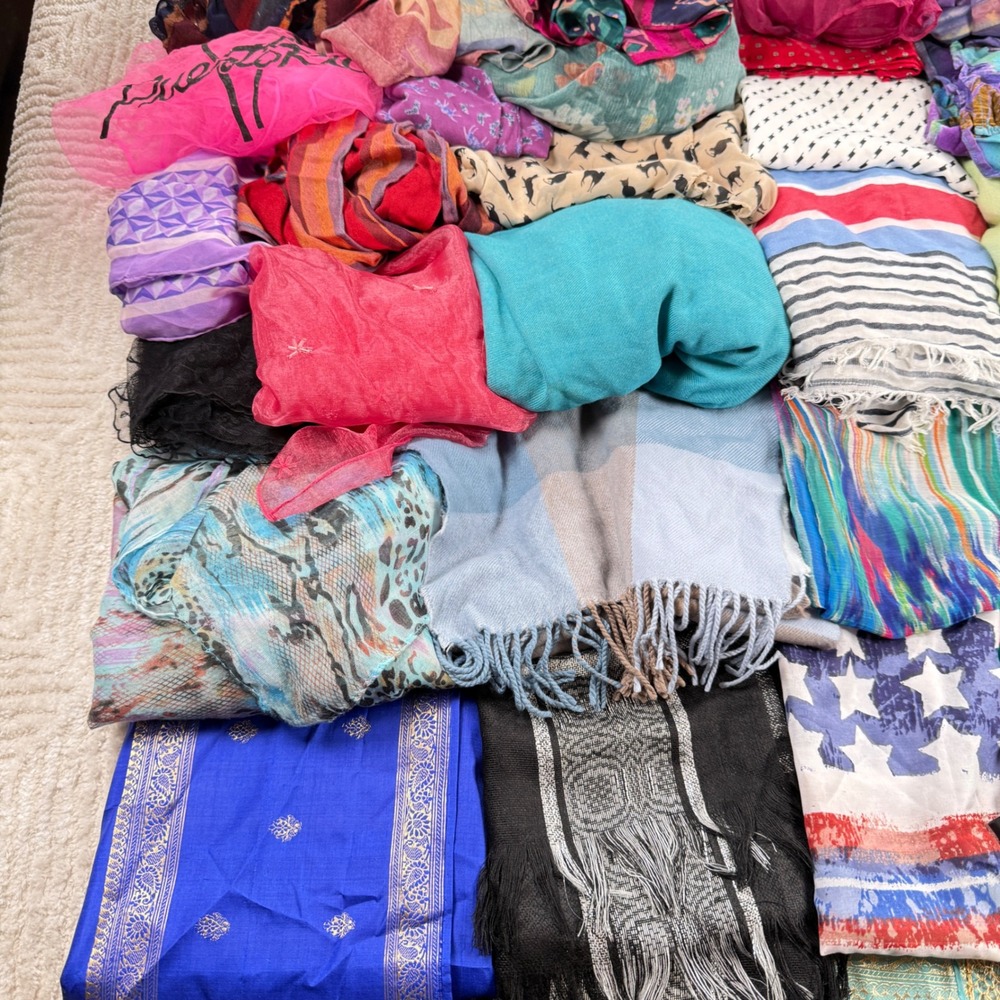 Vintage Modern Scarf Lot Women 44pc Multicolor Wholesale Accessories Mixed Boho - Picture 8 of 11